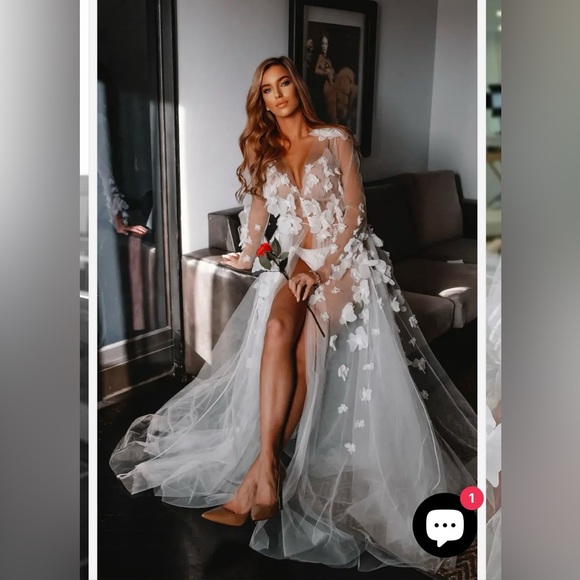By Inna Elsie Sabrina Bridal Robe - Picture 2 of 6